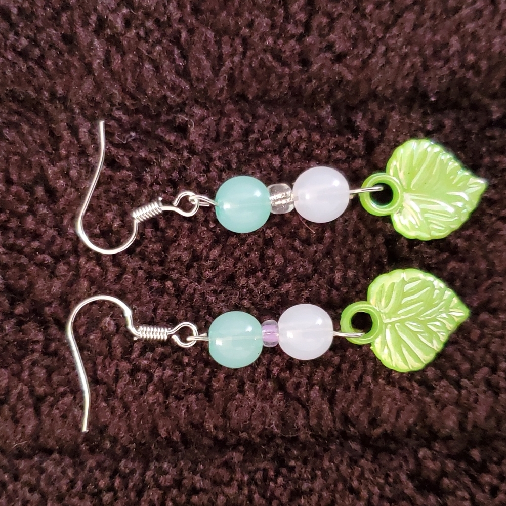 3/10 Handmade Earrings - Picture 5 of 7
